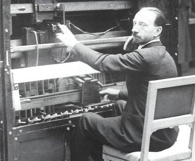 Russolo at the Russolophone, 1930.